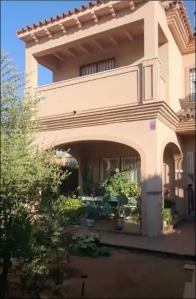 Casa de 180 m² en Dos Hermanas