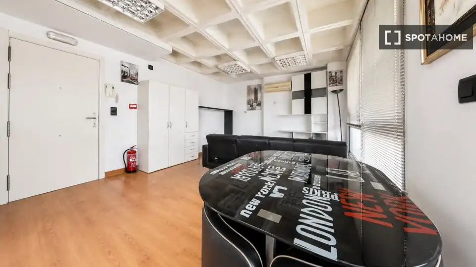 Habitación 35 m², Sevilla