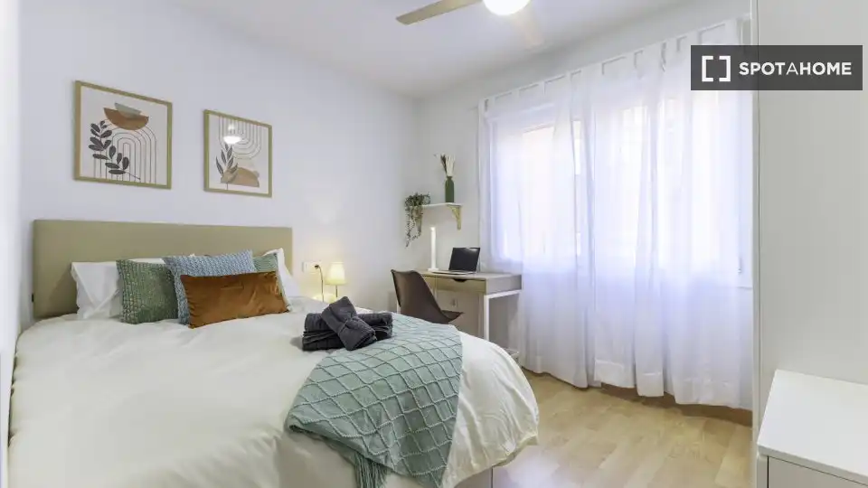 Habitación 118 m², Alicante