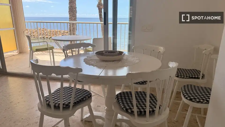 Zimmer 132 m², Torrevieja