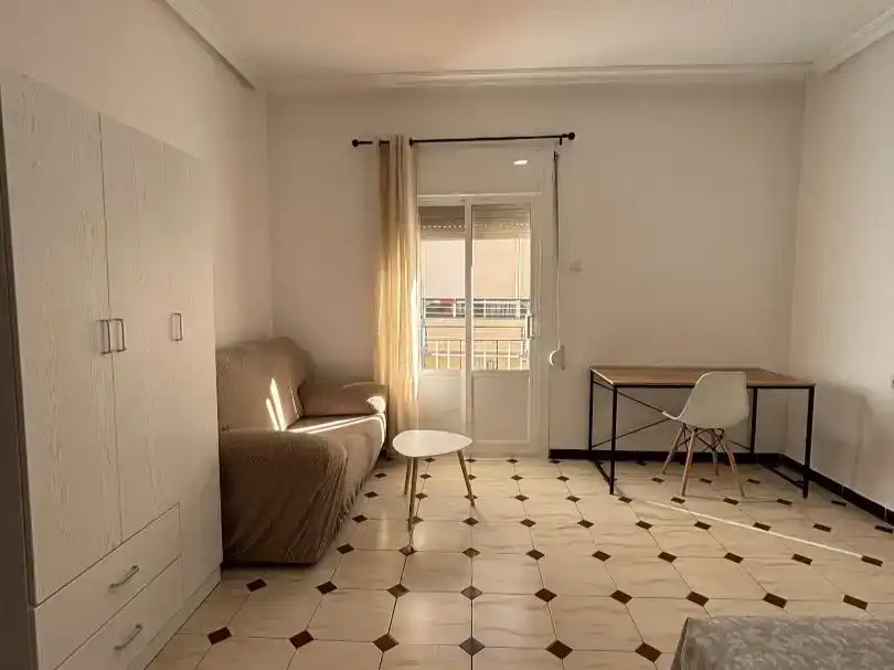 Habitación 115 m², Elda