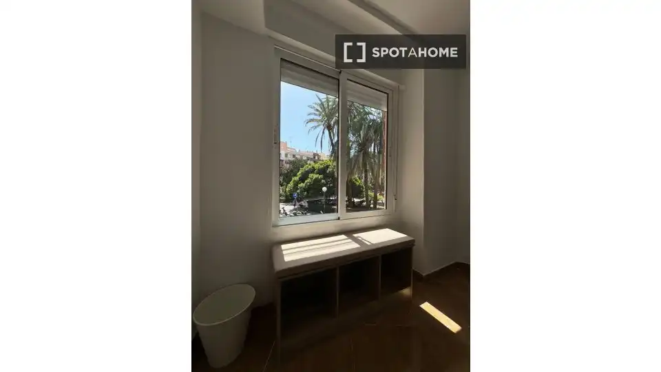 Habitación 120 m², Alicante