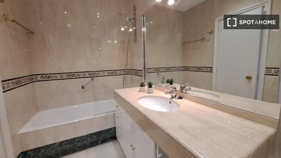 Habitació de lloguer, Madrid