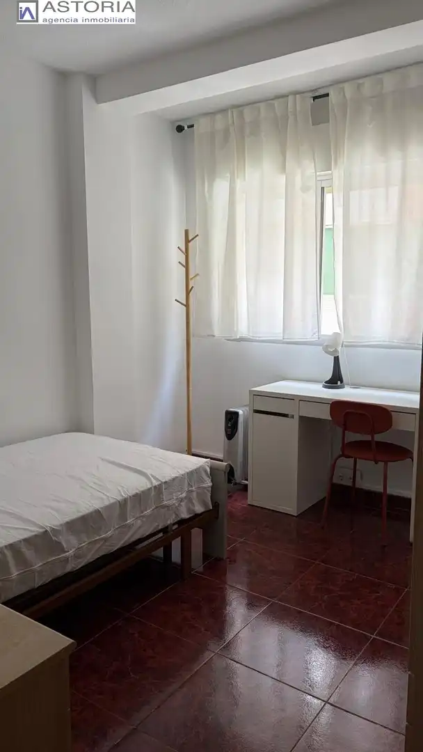 Piso de 100 m² en Granada