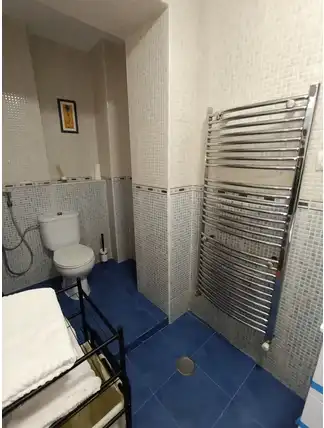 Piso de 100 m² en Linares
