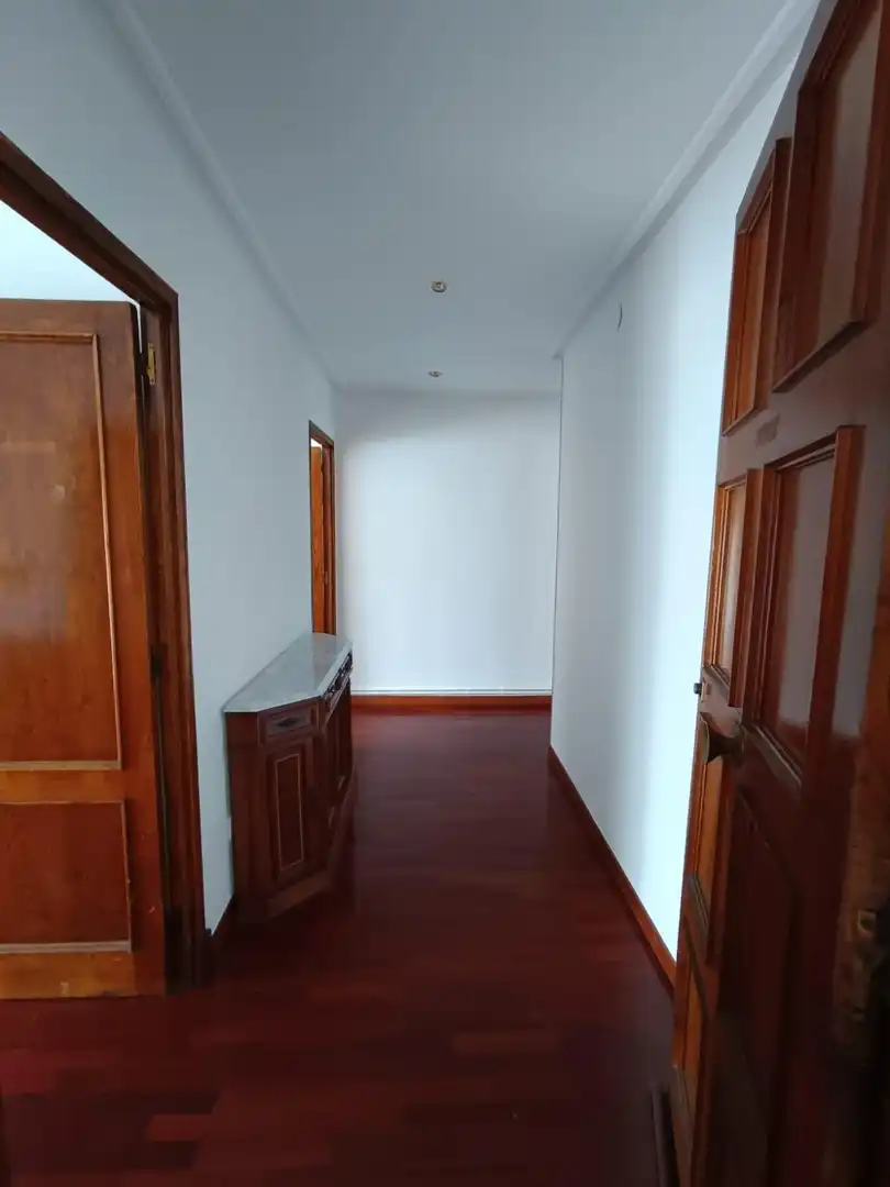 Habitación 79 m², Ourense