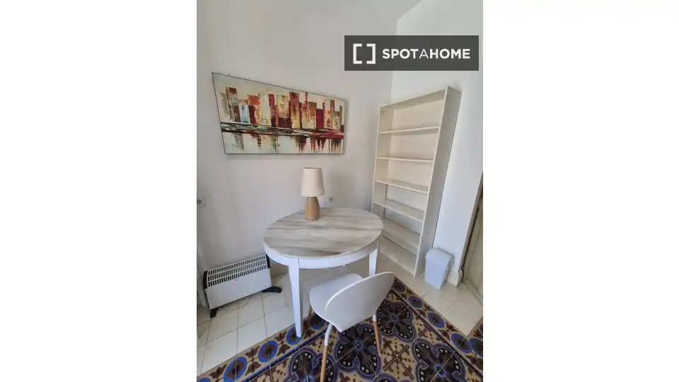 Habitación 104 m², Córdoba