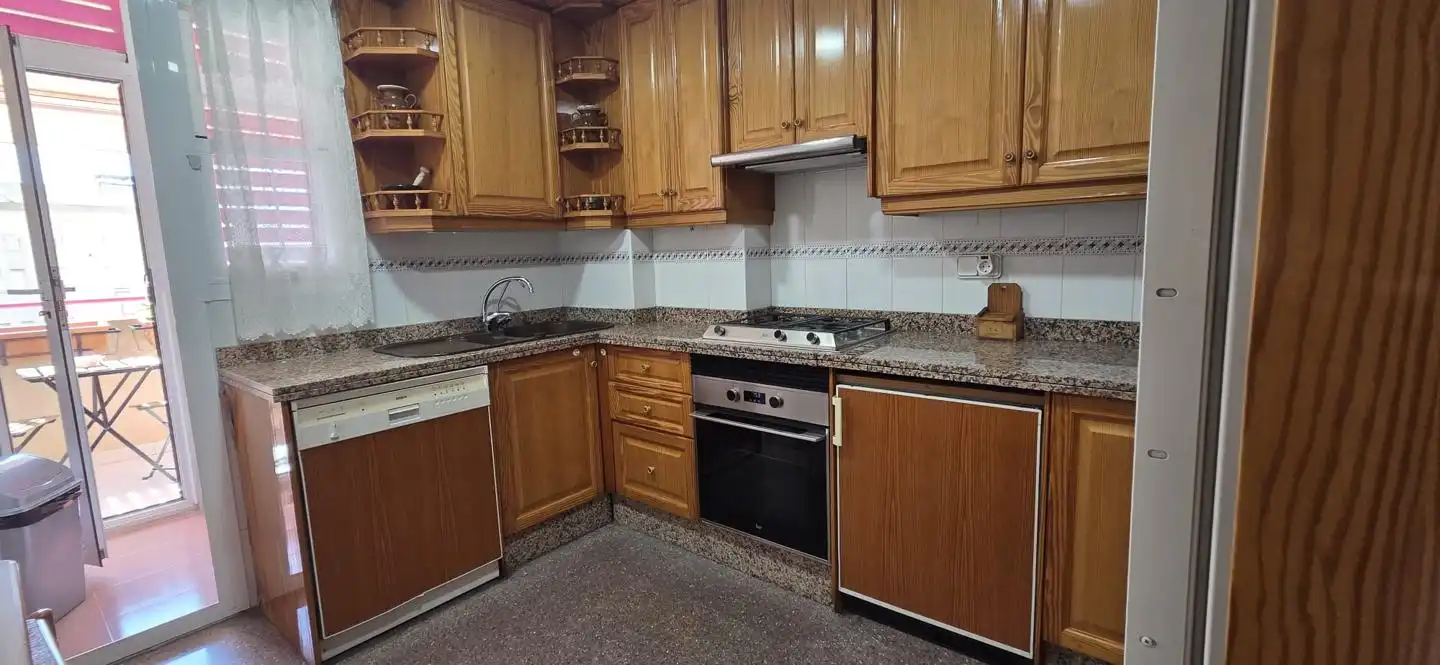 Habitación 100 m², Elche