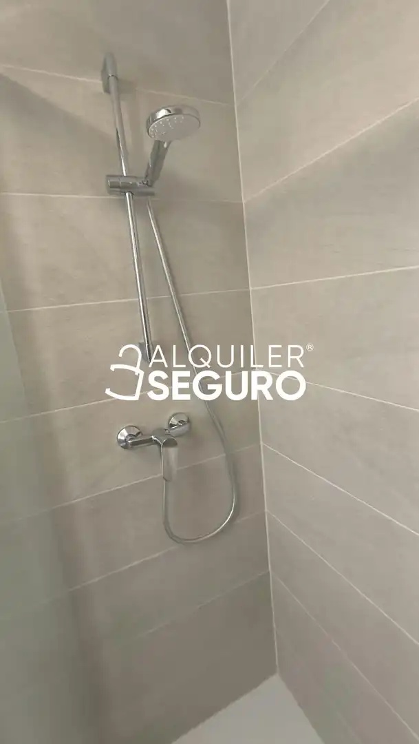Piso de 60 m² en Sevilla