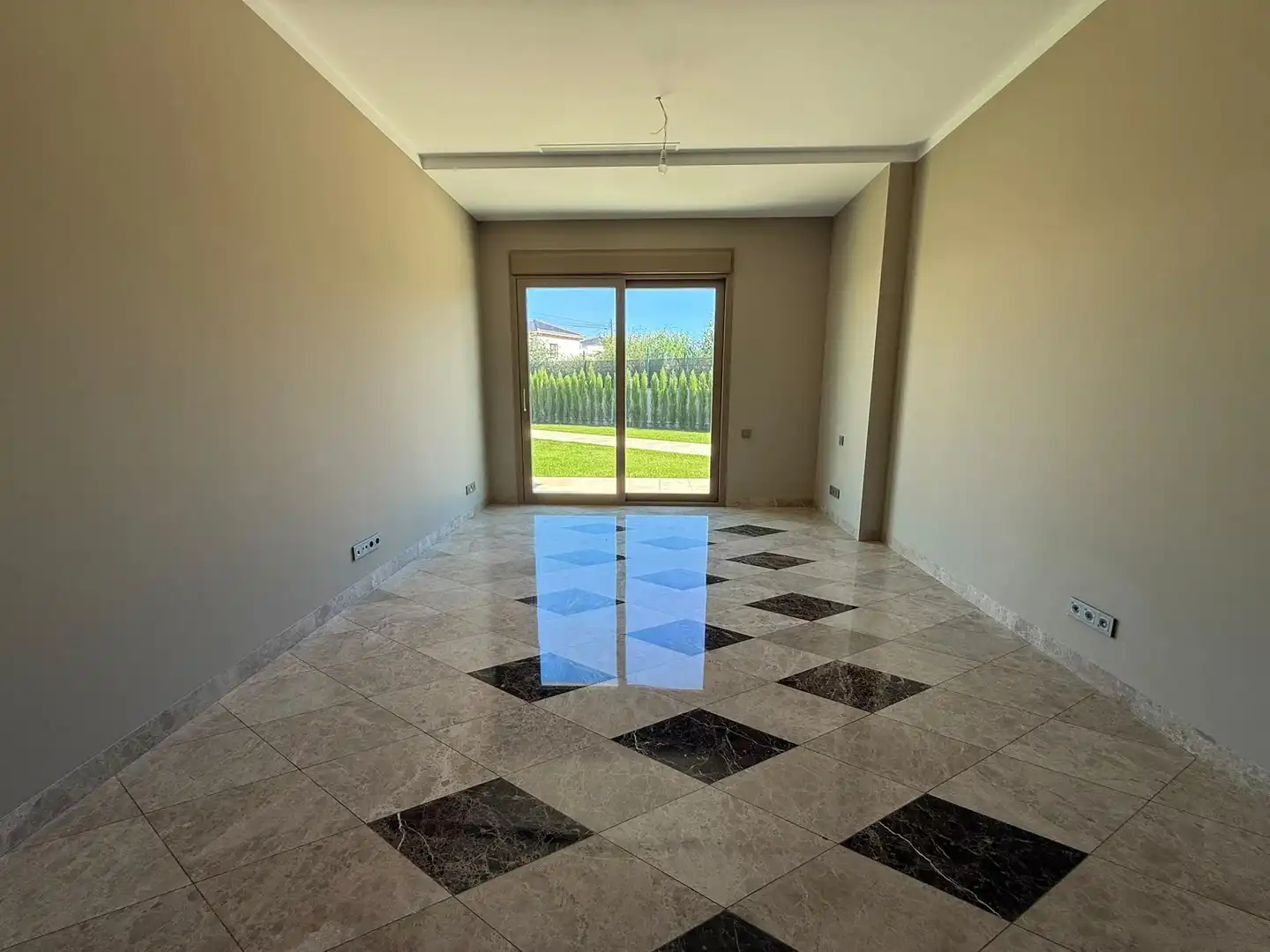 Будинок 1100 м² у Torrevieja