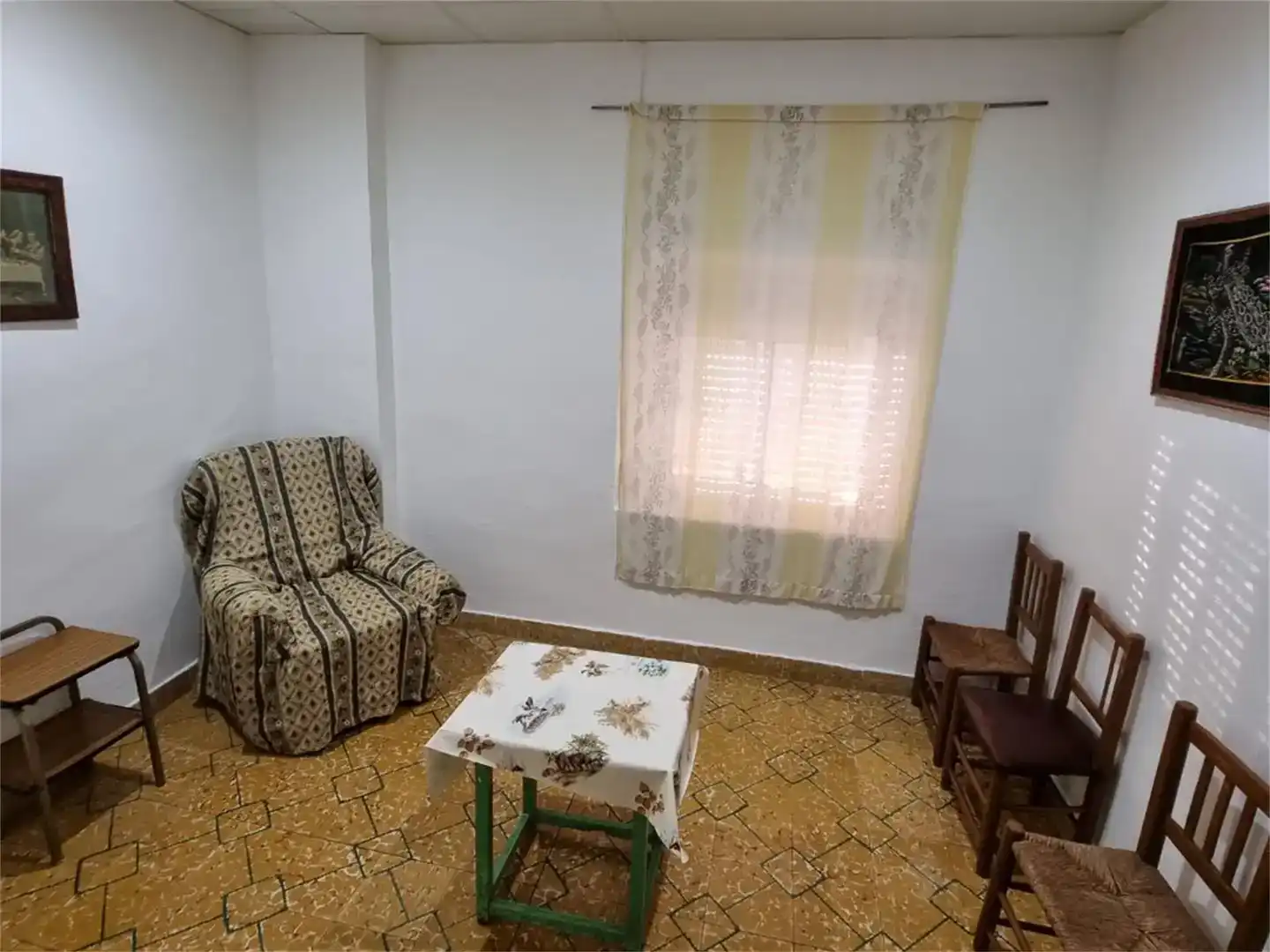 Piso de 130 m² en Navalvillar de Pela