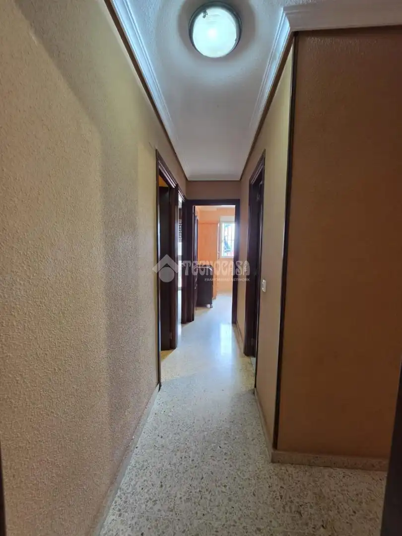 Piso de 90 m² en Sevilla