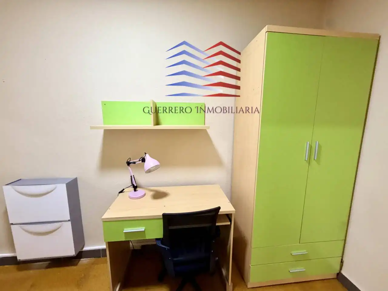 Piso de 100 m² en Ourense
