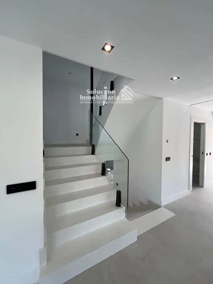 Pis de 500 m² a Villamayor