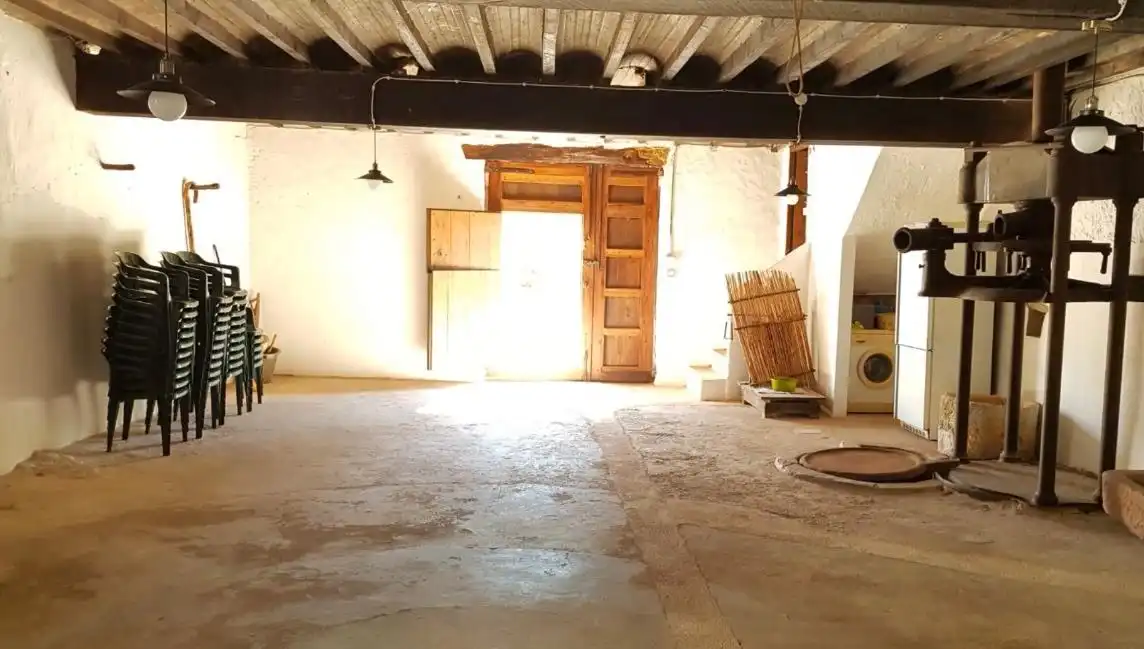 Casa de 1094 m² a la Vall d'Alba