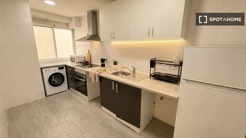 Habitación 100 m², Valencia