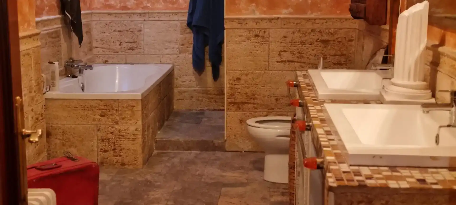 Habitación 305 m², Nambroca