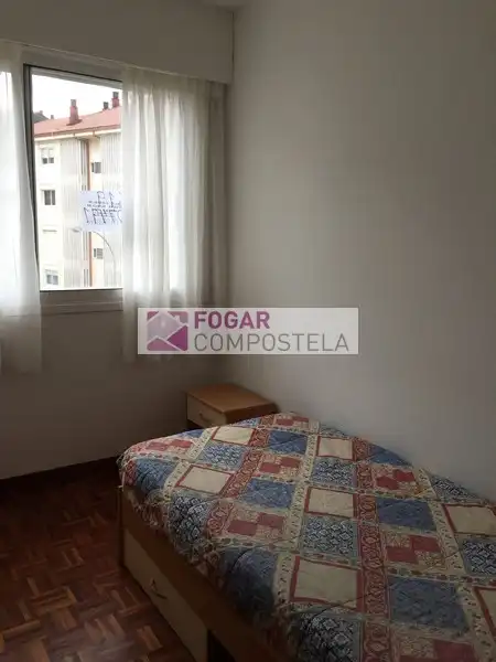Piso de 90 m² en Santiago de Compostela