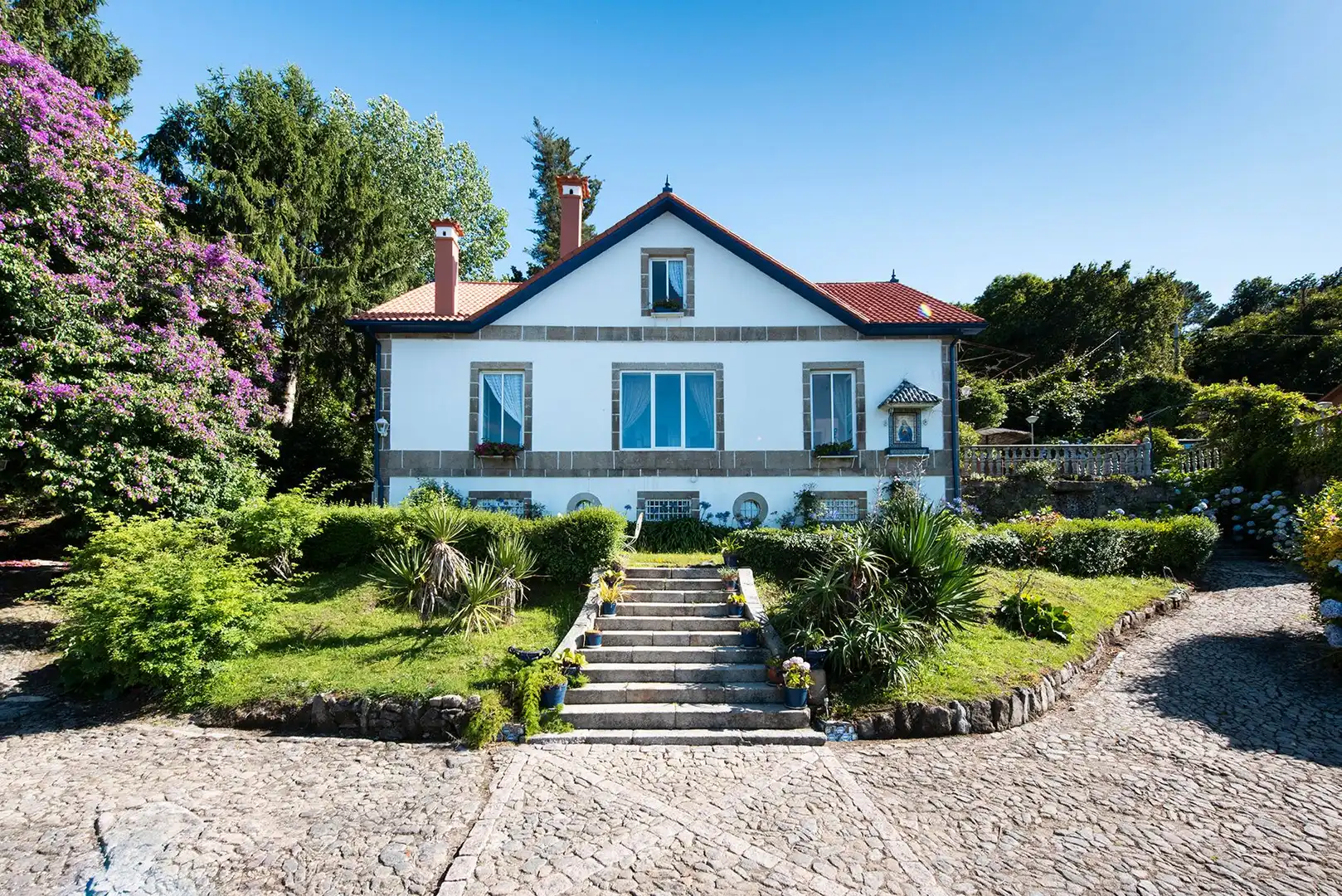 Piso de 400 m² en Redondela