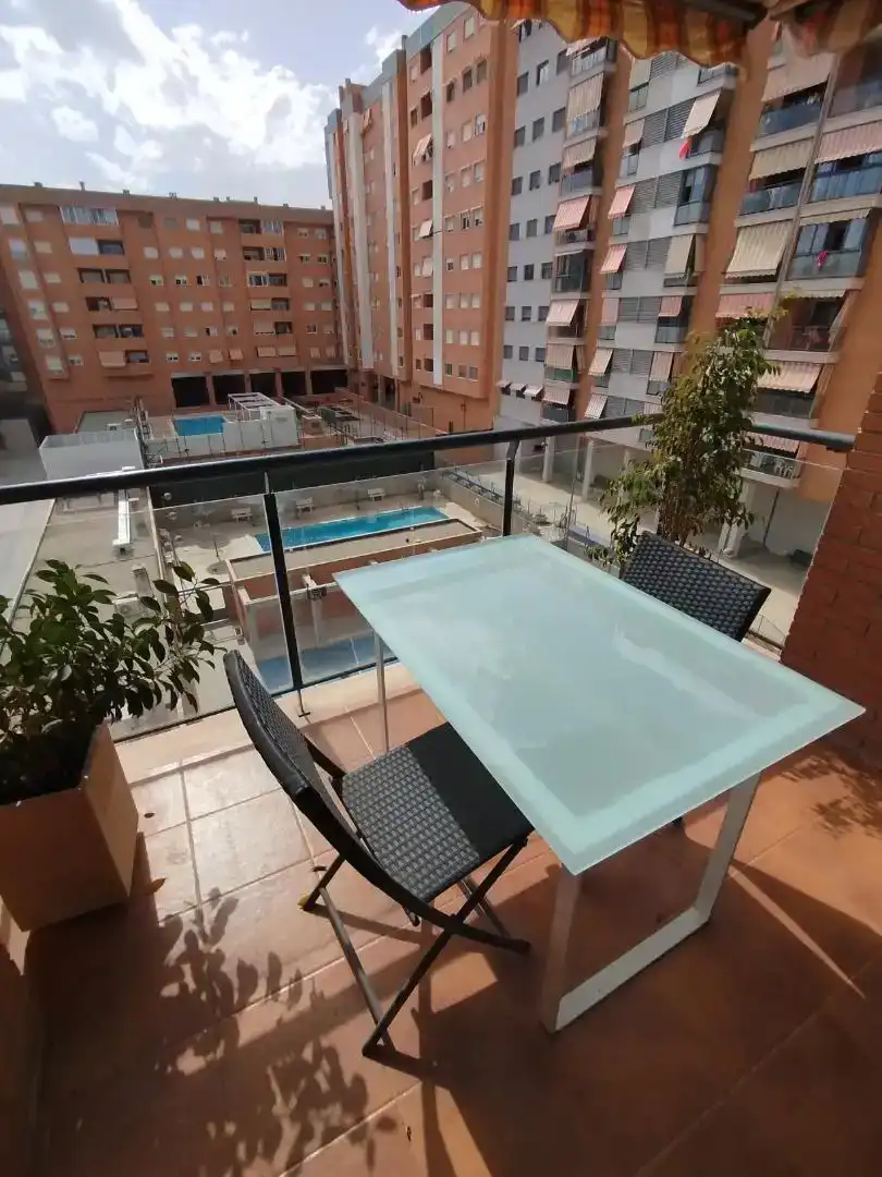Habitación 90 m², Alicante