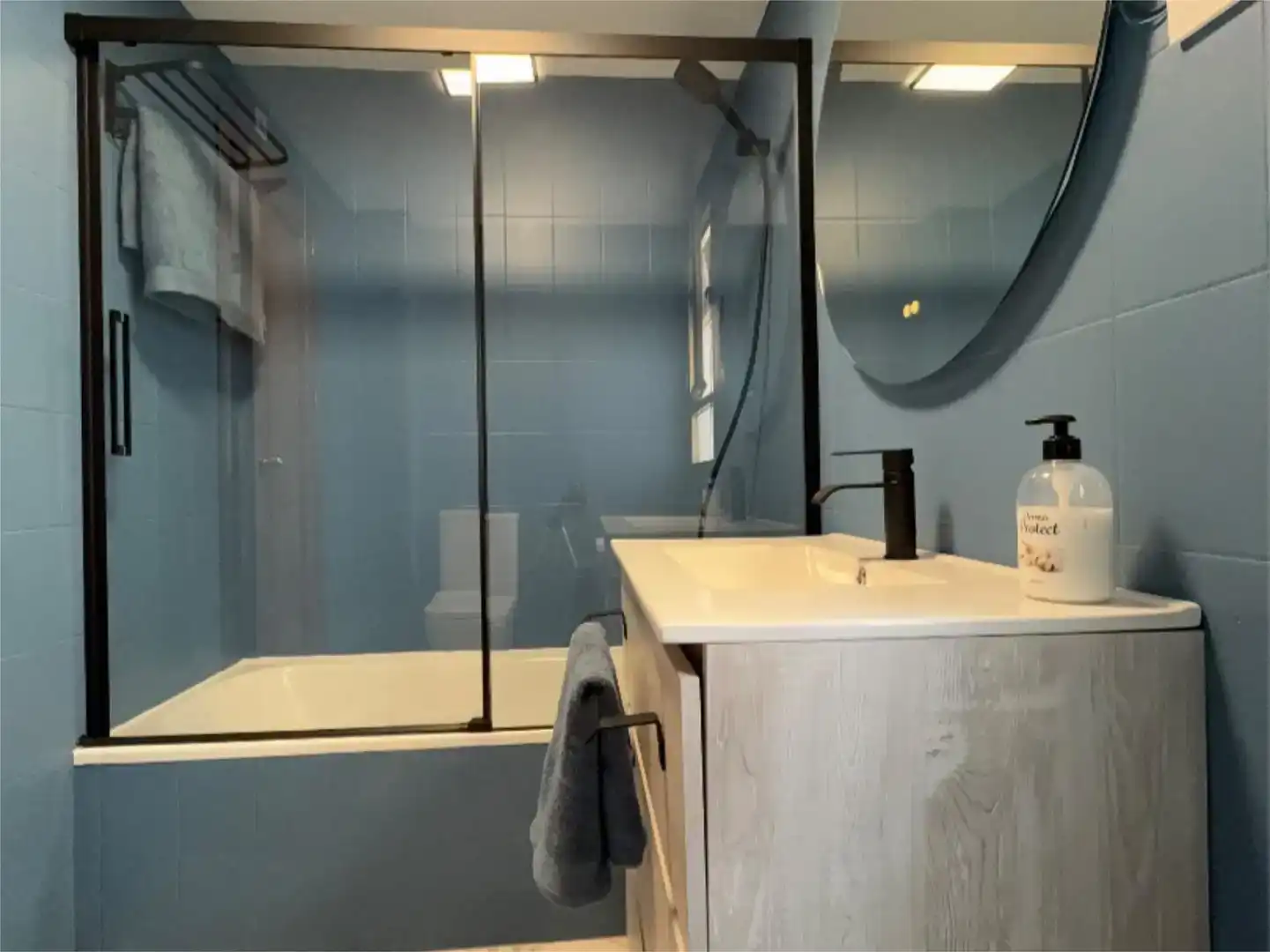 Stanza 90 m², Linares