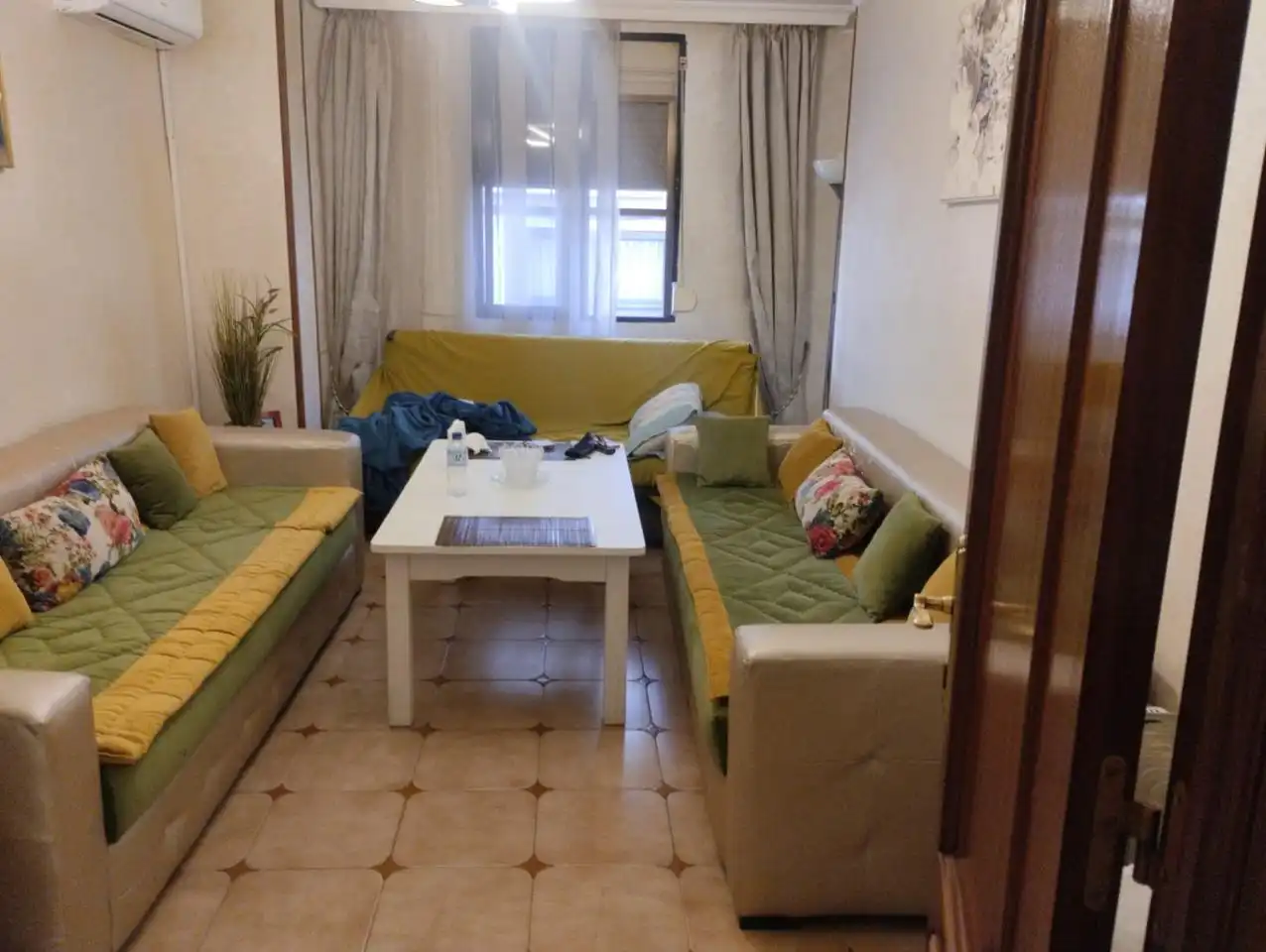 Piso de 240000 m² en Melilla