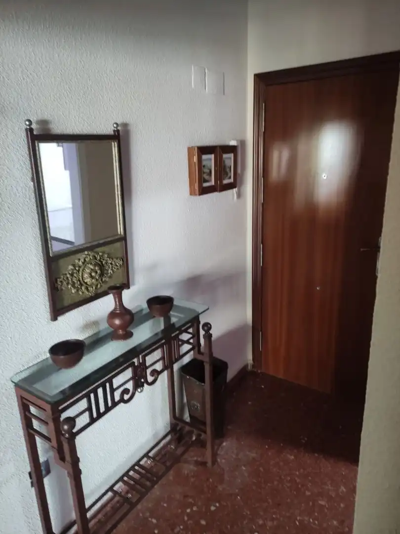 Pis de 100 m² a Còrdova