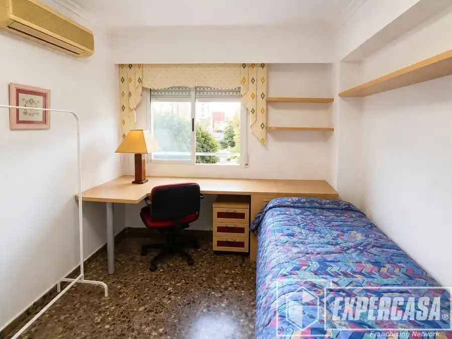 Wohnung 102 m² in Valencia