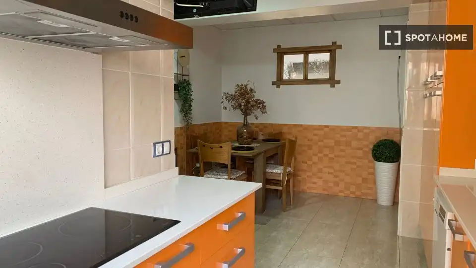 Habitación 98 m², Alicante