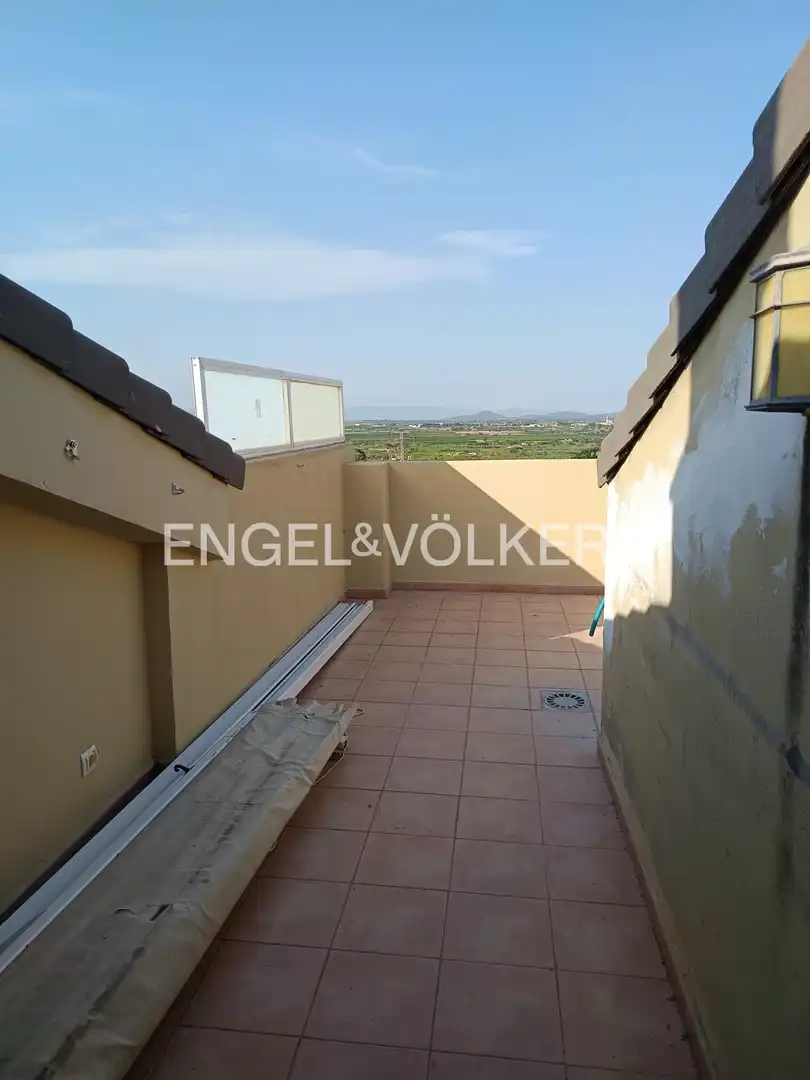 Piso de 150 m² en Chiva
