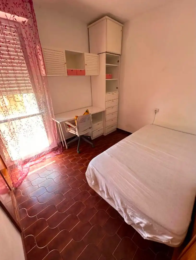 Habitación 90 m², Jaén