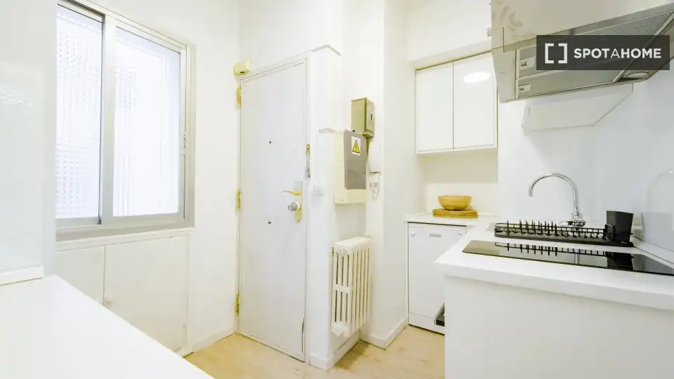 Комната в аренду, Мадрид