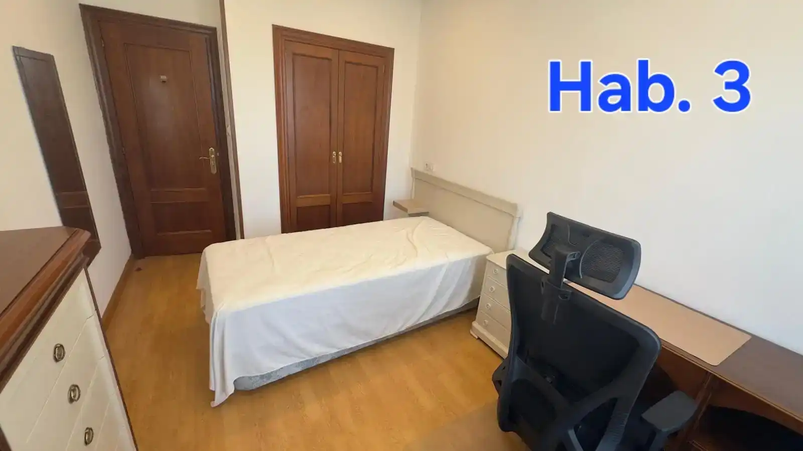 Habitación 85 m², Oviedo