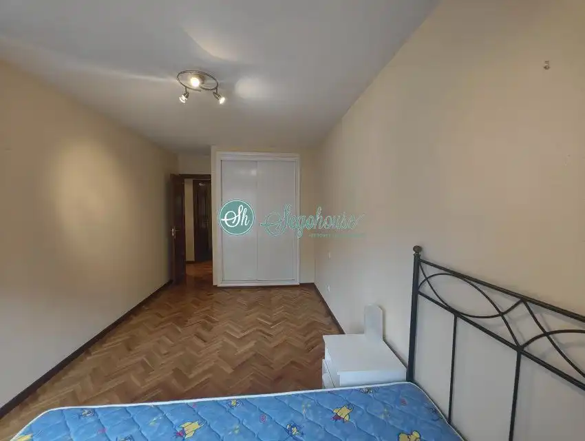 Piso de 129 m² en Segovia