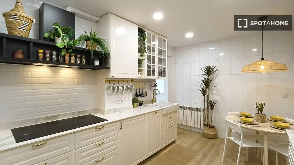 Habitación 143 m², Pamplona