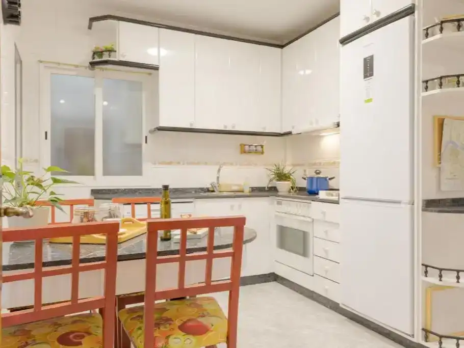 Habitación 75 m², Pontevedra
