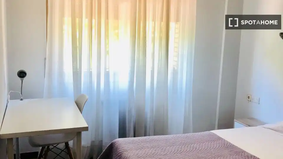 Habitación 207 m², Sevilla