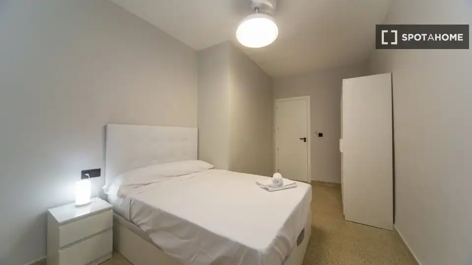 Habitación 138 m², Granada