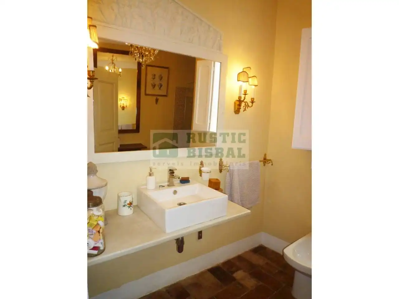Casa de 257 m² a Navata