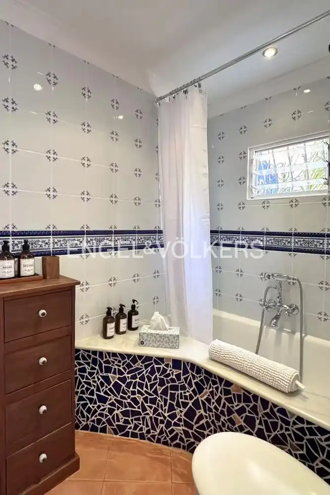 Casa de 160 m² en Oliva