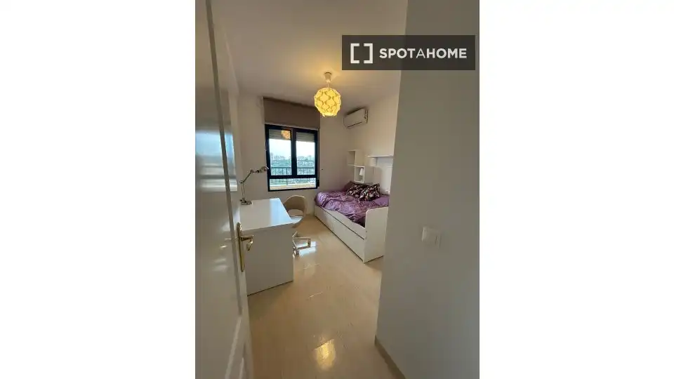 Habitación 81 m², Orihuela
