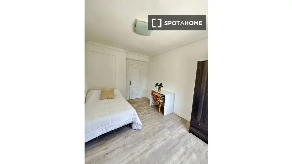 Habitación en alquiler, Pamplona