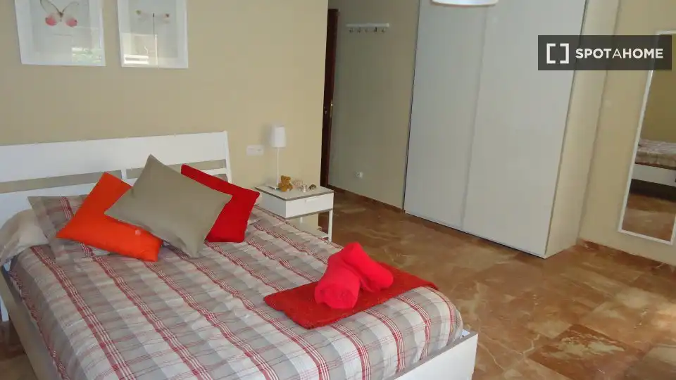 Habitación 115 m², Córdoba