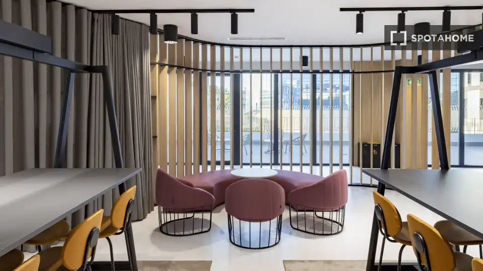 Habitación 52 m², Málaga