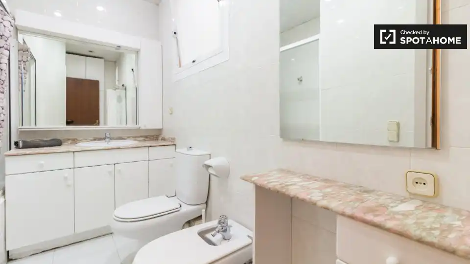 Habitación 250 m², Barcelona