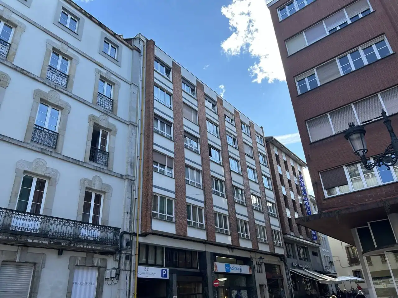 Piso de 152 m² en Oviedo