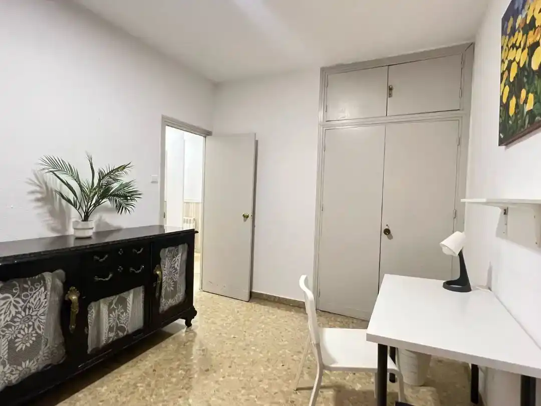 Habitación 214 m², Granada