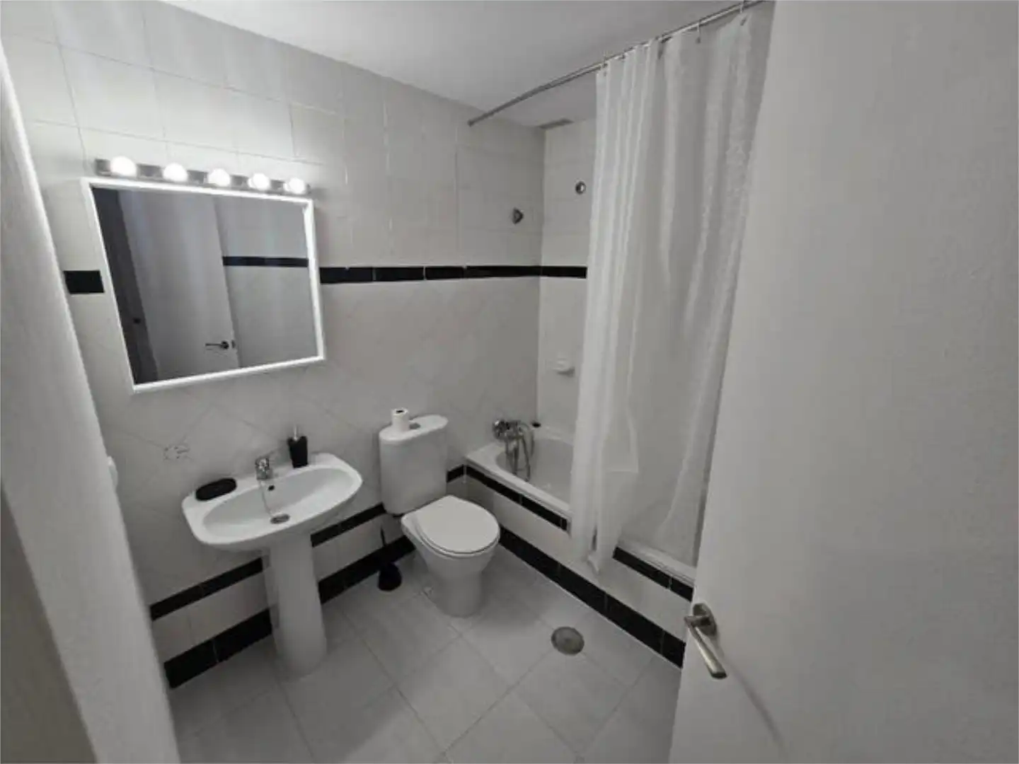 Piso de 100 m² en Gines