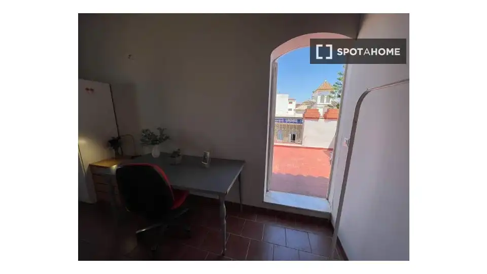 Habitación 345 m², Sevilla