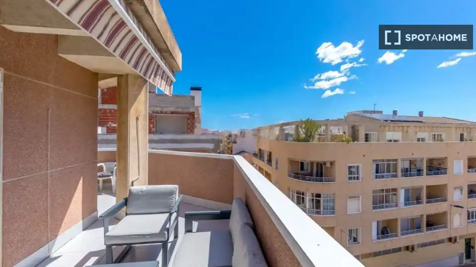 Habitación 75 m², Torrevieja
